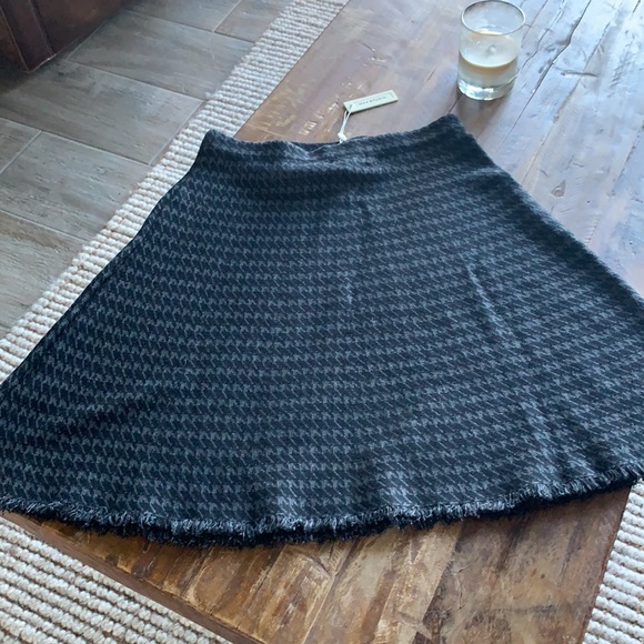 Knit skirt knee length - Picture 2 of 4